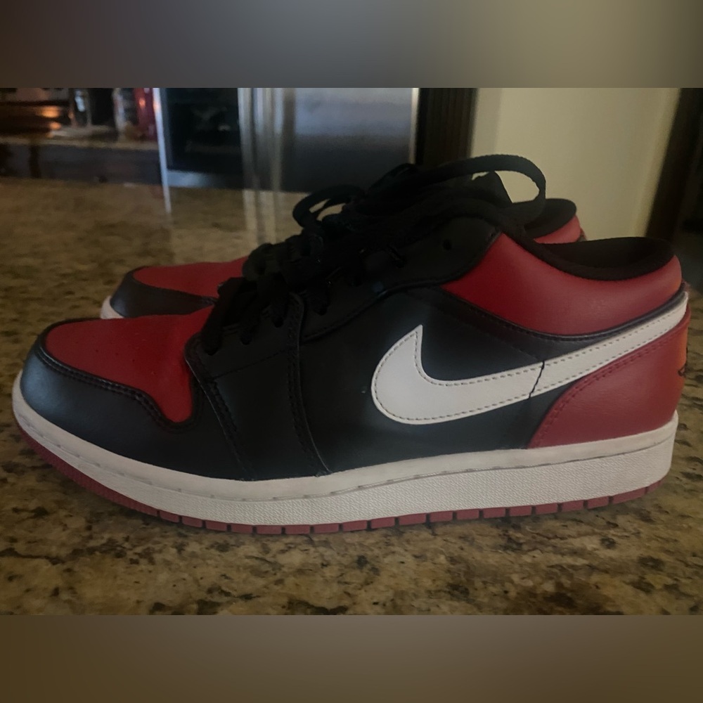 Air Jordan Women Size 10